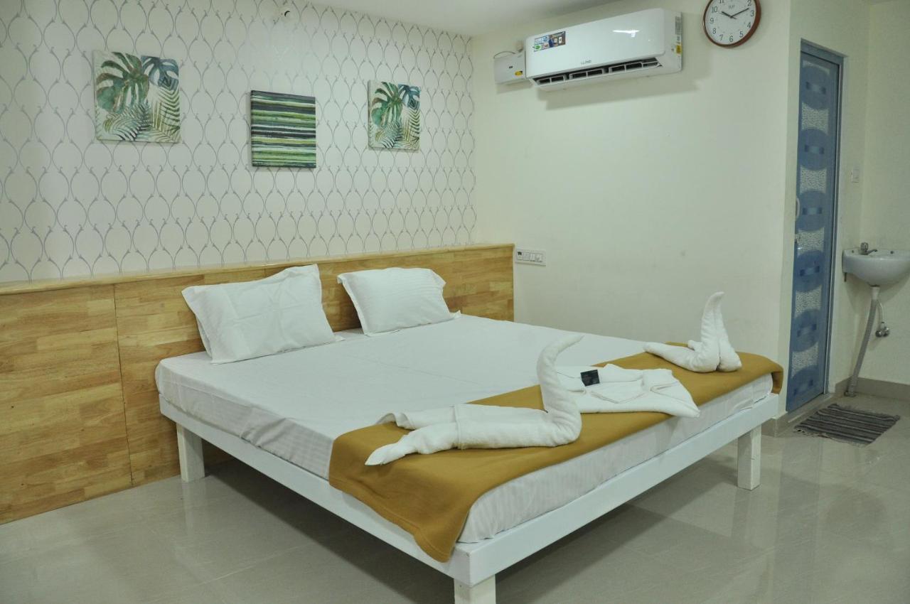 Aditi Rooms Tiruchirappalli Экстерьер фото